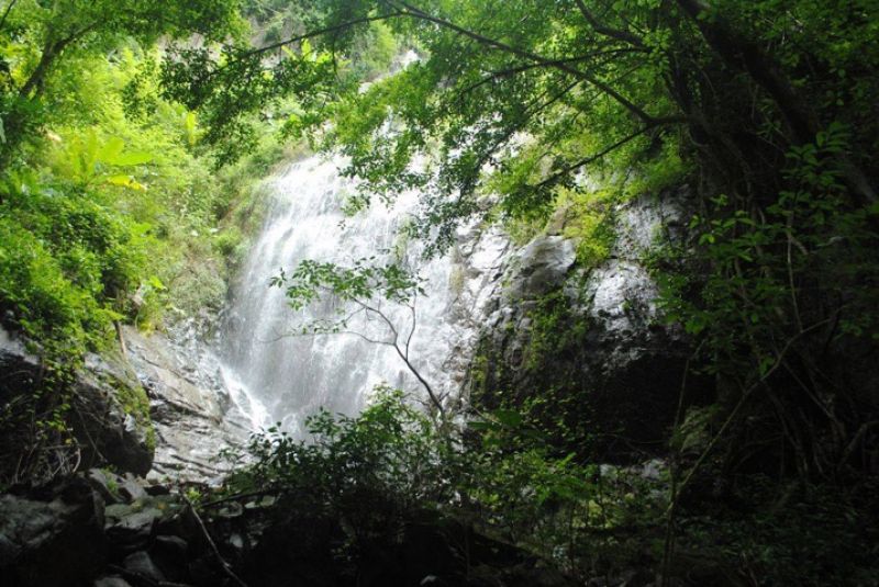 Ta Pa Waterfall 